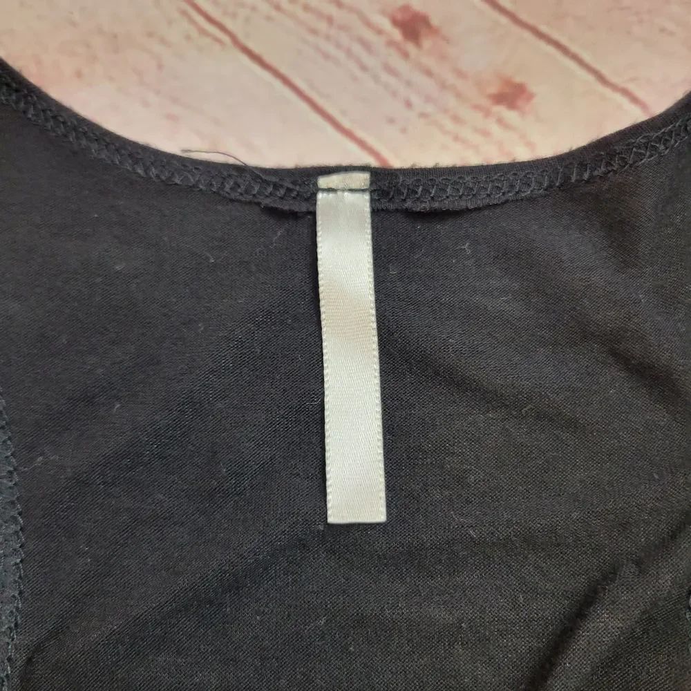 A'Gaci Razorback tank top L - Picture 2 of 3